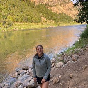 Meet your Posher, Kaitlyn